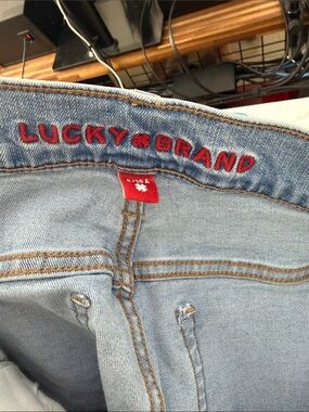 Lucky Brand Sweet Mid Rise Boot Light Blue Denim Jeans